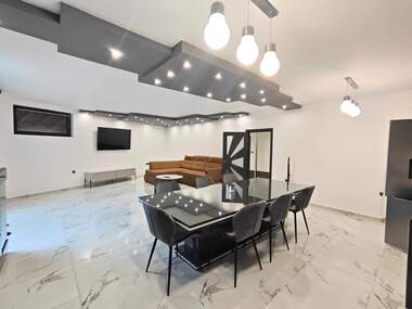 Vânzare - Apartament în Kazanlăk,  Stara Zagora