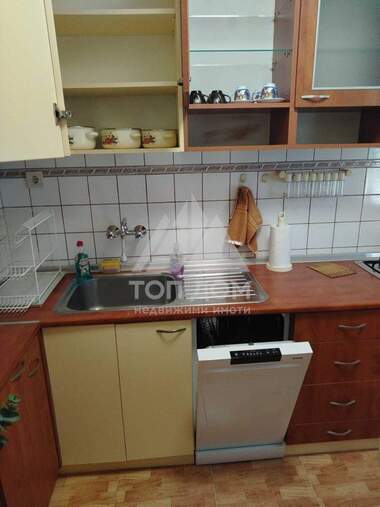 Наем - Апартамент в Лятно кино Тракия,  Варна