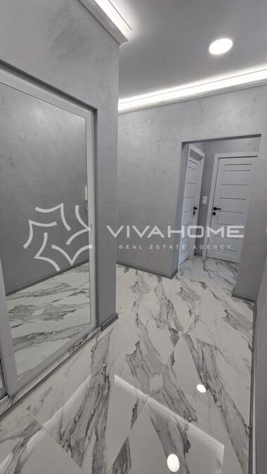 For sale - Apartment in Vazrajdane 2,  Varna