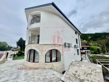 Satış - Ev olarak Balçik,  Dobriç