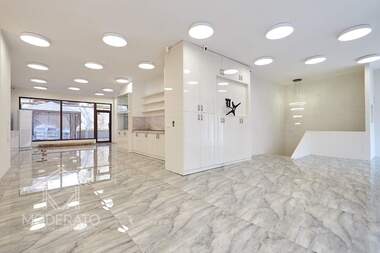 Vânzare - Salon de frumusețe/Birou/Magazin/Depozit/Cabinet de stomatologie în Țentăr,  Burgas