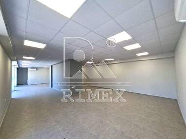 For rent - Office in Industrialna zona-Iug,  Plovdiv