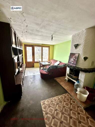 Verkauf - Wohnung in Troian,  Lowetsch