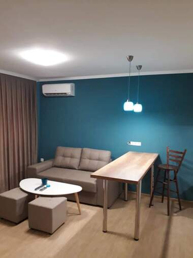Închiriere - Apartament în Mladejki hălm,  Plovdiv