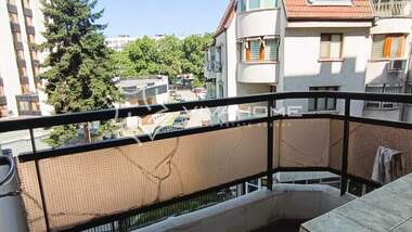 Kira - Apartman olarak Liatno kino Trakia,  Varna