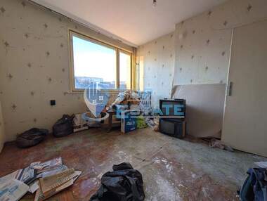 Vânzare - Apartament în Strajița,  Veliko Tărnovo