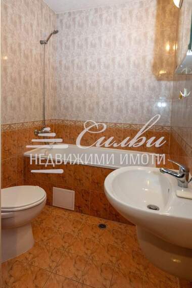 Продажба - Апартамент в Център,  Шумен