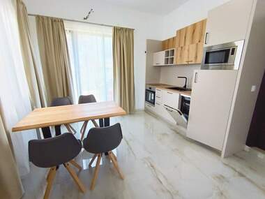 Kira - Ev olarak Sarafovo,  Burgas