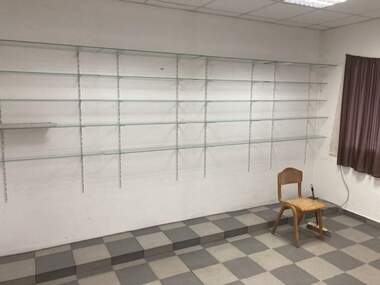 Vânzare - Depozit/Birou/Magazin/Spațiu industrial/Service auto/Spațiu de depozitare în Skladova baza,  Vrața