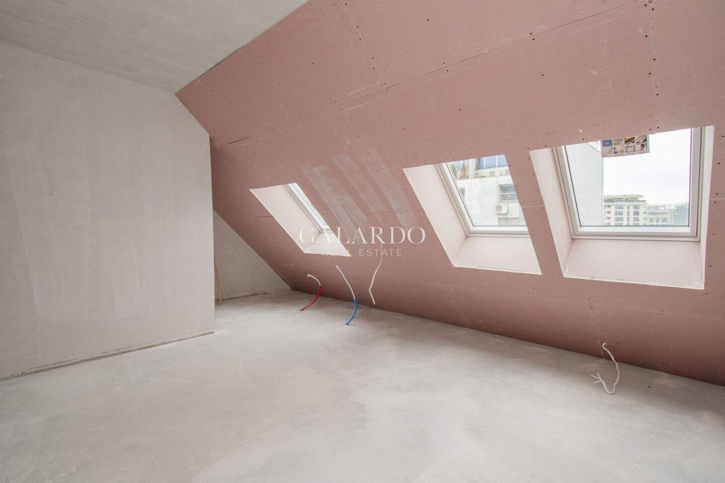 Cu patru camere Apartament în Lozeneț, Sofia – fotografia 4
