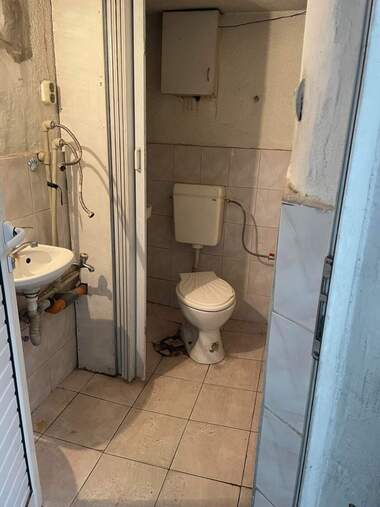 Miete - Laden/Büro/Lager/Schönheitssalon in Aiazmoto,  Stara Zagora
