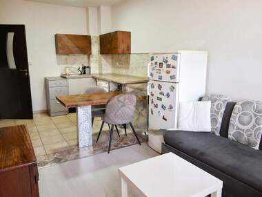 Închiriere - Apartament în Văstaniceeski,  Plovdiv