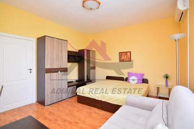 For rent - Apartment in Center,  Varna