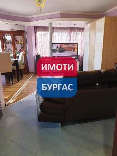 Продажа - Квартира в Изгрев,  Бургас