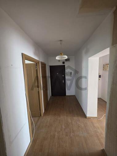 Verkauf - Wohnung in Mladejki halm,  Plowdiw