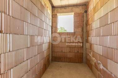 Продажба - Къща в Изгрев,  Варна