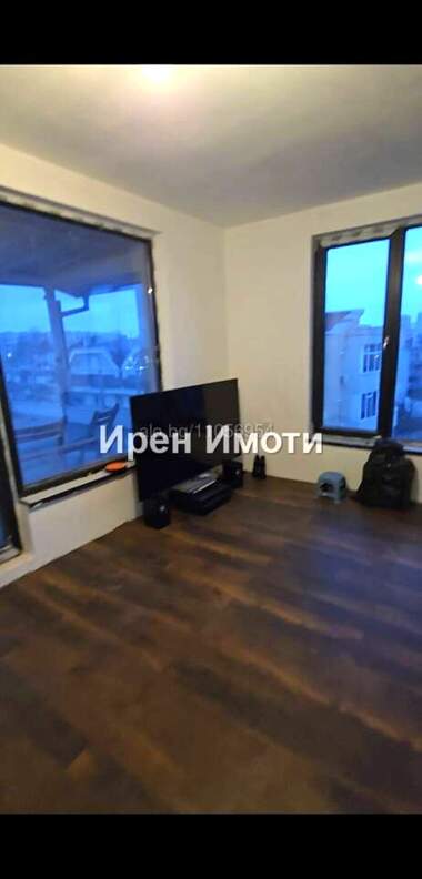 Vânzare - Apartament în Graf Ignatiev,  Iambol
