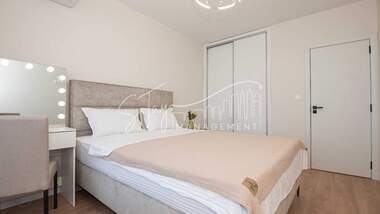 Miete - Wohnung in Izgrew,  Burgas