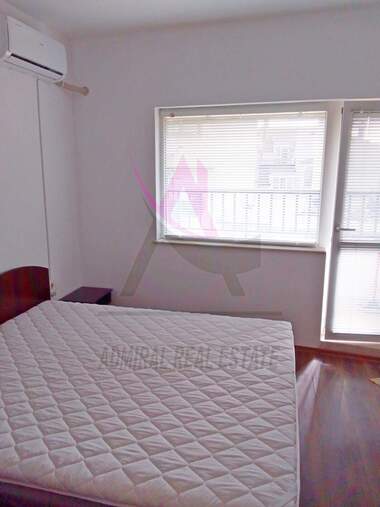 For rent - Apartment in Kolhozen pazar,  Varna