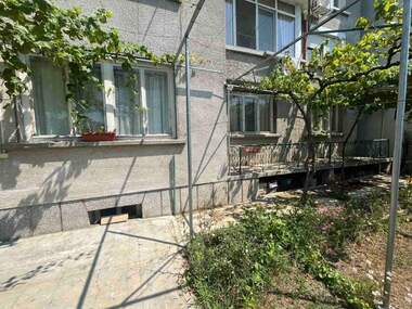 For sale - Floor of a house in Kazanlak,  Stara Zagora