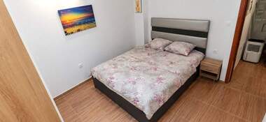 Продажа - Квартира в Колхозен пазар,  Варна