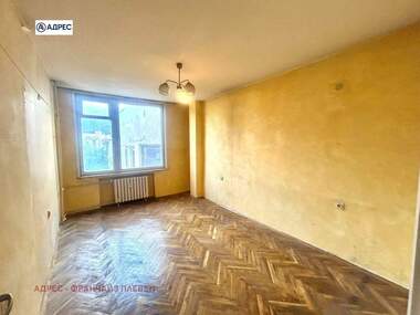 For sale - Apartment in Centar,  Vraca