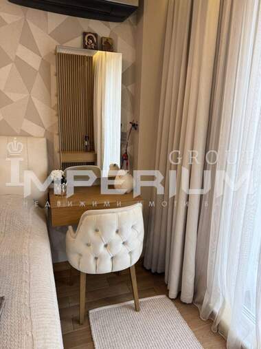 Închiriere - Apartament în Ceaîka,  Varna