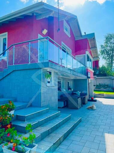 For sale - House in Bankia,  Sofia