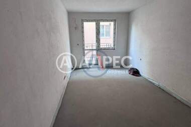 Vânzare - Apartament în Liulin-țentăr,  Sofia