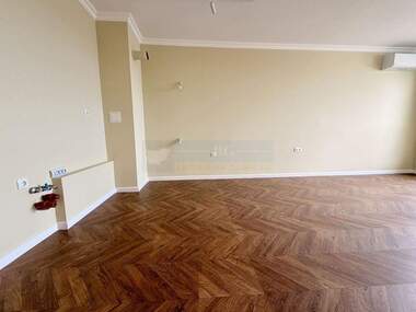 Продажба - Апартамент в Изгрев,  Бургас