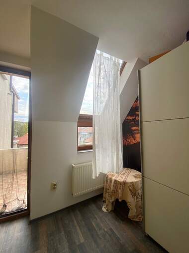 Închiriere - Apartament în Țentăr,  Burgas
