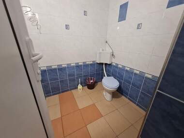 Miete - Laden/Büro/Lager in Pazara,  Schumen