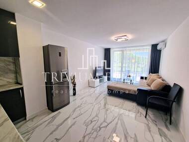 Închiriere - Apartament în Hristo Smirnenski,  Plovdiv
