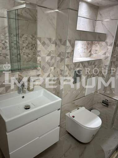 Închiriere - Apartament în Liatno kino Trakia,  Varna