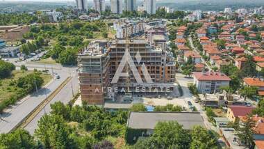 Продажба - Апартамент в Широк Център,  Плевен