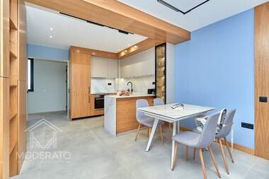 Vânzare - Apartament în Țentăr,  Burgas