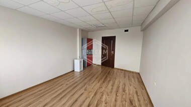 Miete - Büro in Promischlena zona - Iztok,  Ruse