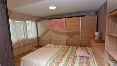 Închiriere - Apartament în Ceaîka,  Varna