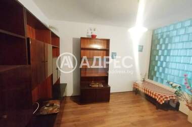 Vânzare - Apartament în Hale,  Iambol