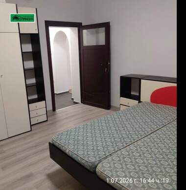 Închiriere - Etaj din casă în Țentăr,  Vrața