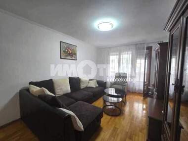 Închiriere - Apartament în Zona B-18,  Sofia