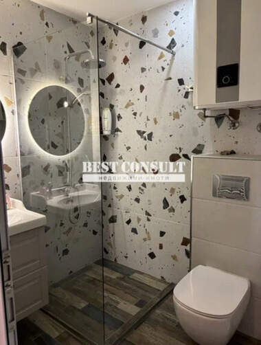 Închiriere - Apartament în Zdraveț Sever 1,  Ruse