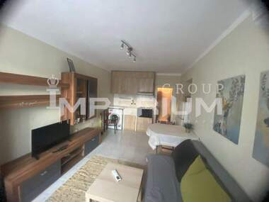 Închiriere - Apartament în Center,  Varna