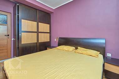 Vânzare - Apartament în Văzrajdane,  Burgas