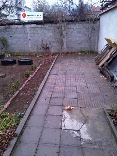 Продажба - Етаж от къща в Асеновград,  Пловдив