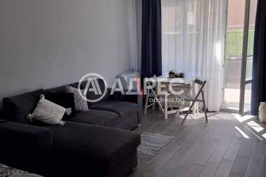 Vânzare - Apartament în Iujen,  Plovdiv
