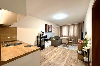 For sale - Apartment in Centеr,  Veliko Tarnovo