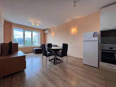 Închiriere - Apartament în Zornița,  Burgas