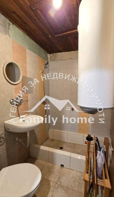 Продажба - Къща в Метличина,  Варна