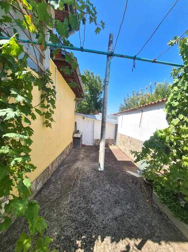 For sale - House in V.Z. Kenana,  Haskovo